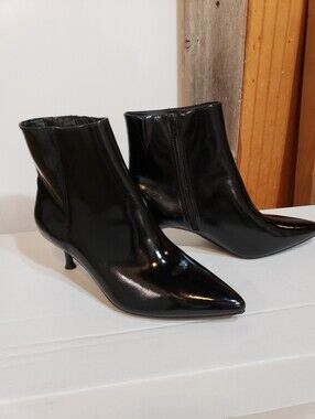 Rachel Zoe Black Shiny Patent Ankle Boot Pointed Toe Kitten Heel Side Zip 10